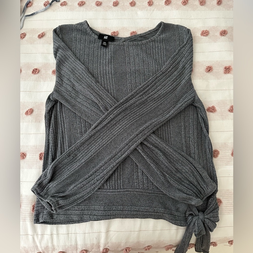 iZ Byer Knot Top